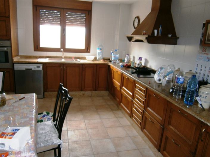 Image No.7-4 Bed Country House for sale