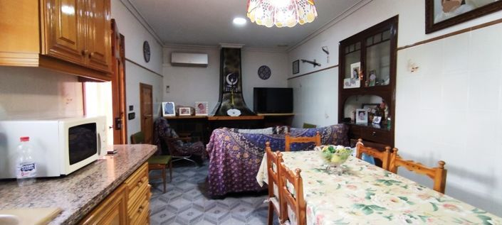 Image No.8-6 Bed Finca for sale