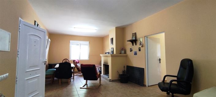 Image No.7-3 Bed Country House for sale