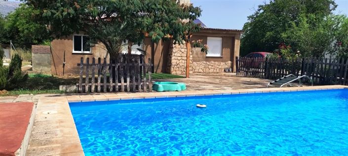 Image No.2-5 Bed Country House for sale