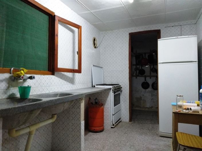 Image No.10-5 Bed Townhouse for sale