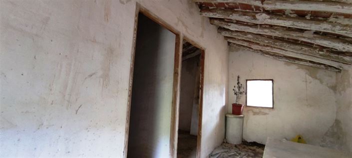 Image No.5-Country House for sale