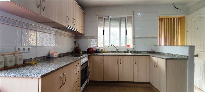 Image No.8-3 Bed Country House for sale