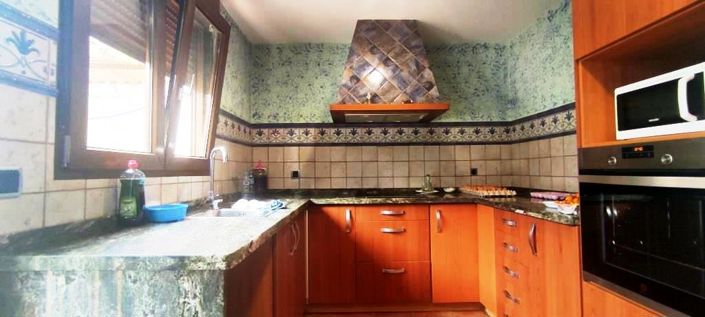 Image No.6-7 Bed Country House for sale