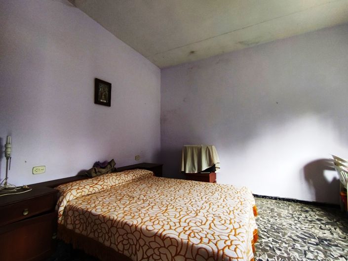 Image No.7-3 Bed Country House for sale