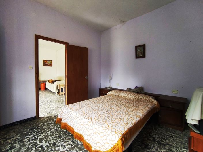 Image No.8-3 Bed Country House for sale