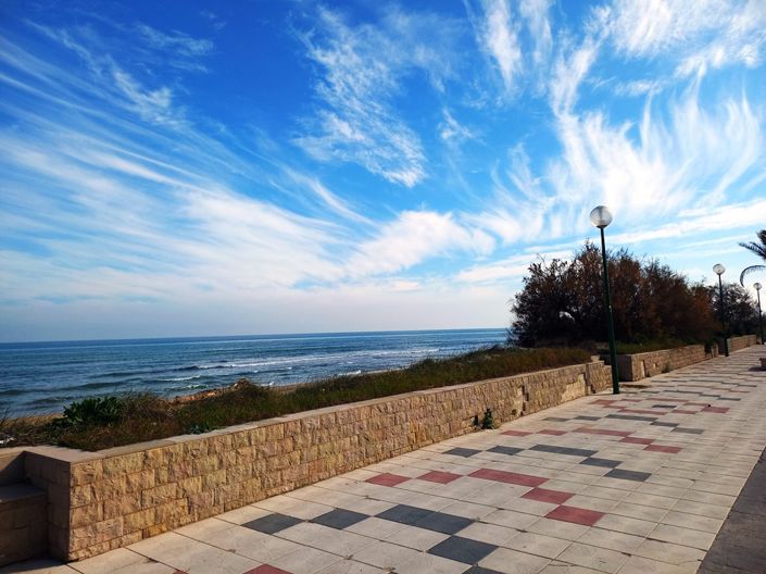 Image No.3-3 Bed Property for sale