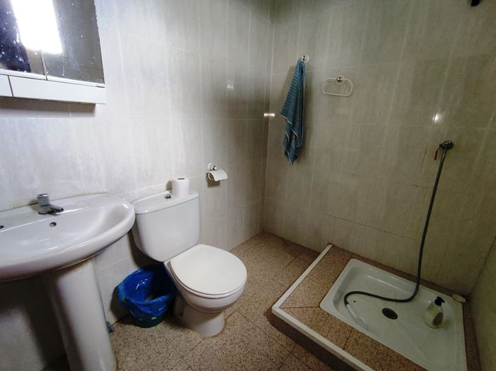 Image No.8-3 Bed Country House for sale