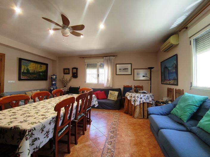 Image No.8-4 Bed Country House for sale