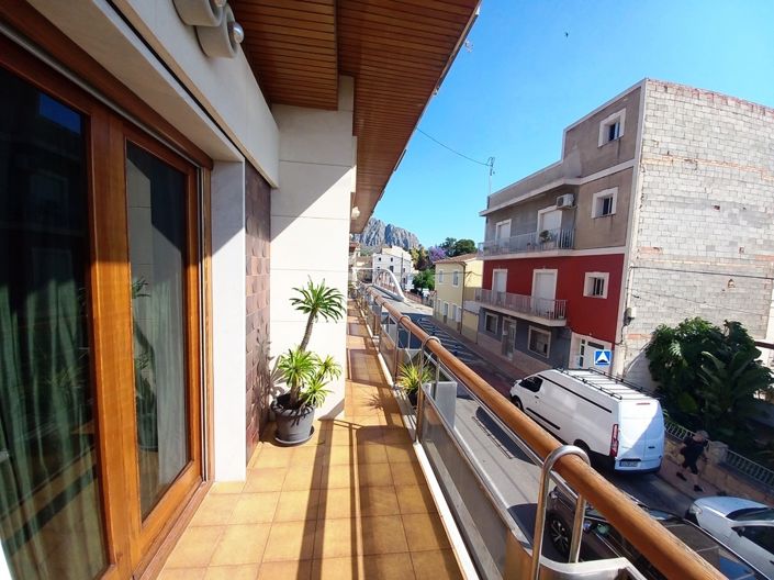 Image No.1-5 Bed Apartment for sale