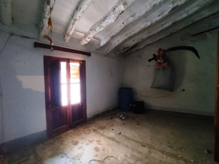 Image No.8-3 Bed Townhouse for sale