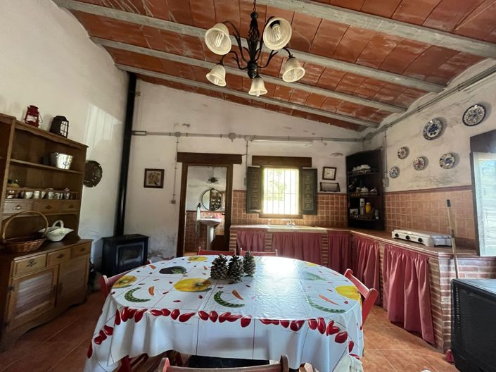 Image No.8-2 Bed Country House for sale