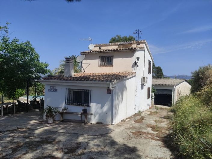 Image No.1-2 Bed Country House for sale