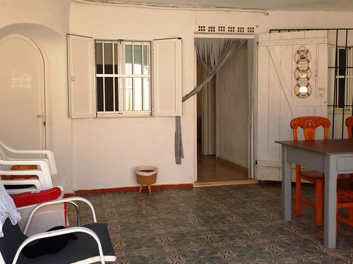 Image No.10-3 Bed Villa for sale