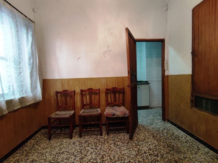 Image No.6-7 Bed Townhouse for sale