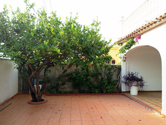 Image No.4-3 Bed Villa for sale