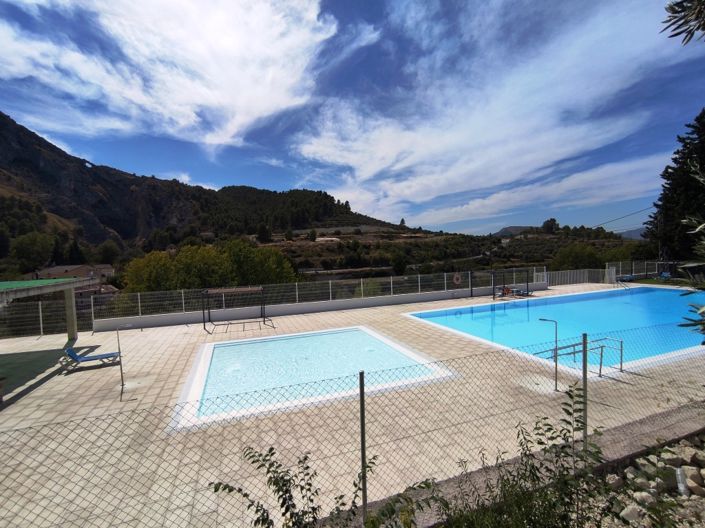 Image No.1-3 Bed Townhouse for sale