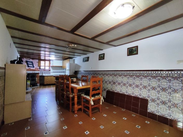 Image No.7-3 Bed Townhouse for sale