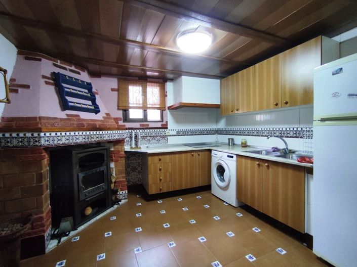 Image No.9-3 Bed Townhouse for sale