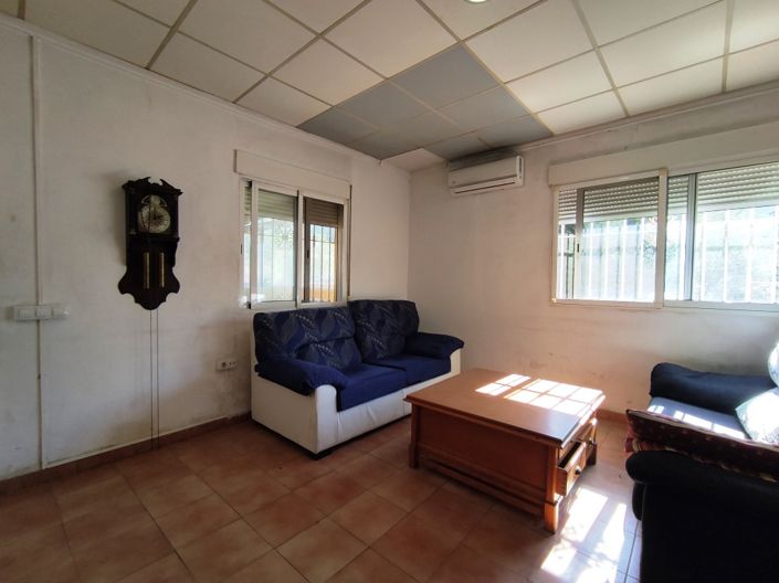 Image No.7-1 Bed Country House for sale