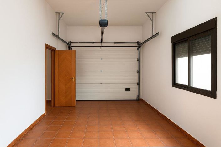 Image No.3-3 Bed Property for sale