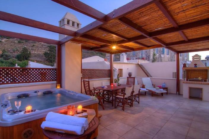 Image No.11-3 Bed House for sale