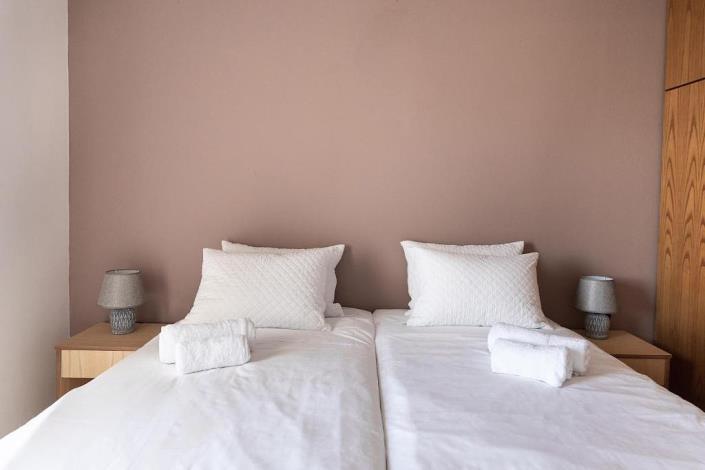 Image No.11-3 Bed Maisonette for sale