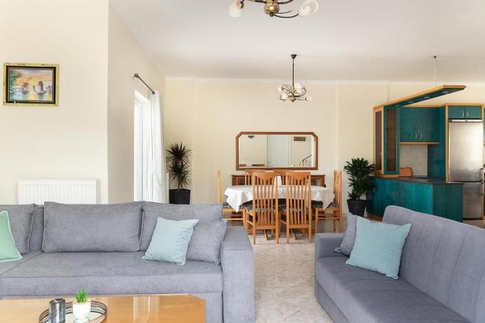 Image No.23-3 Bed Maisonette for sale