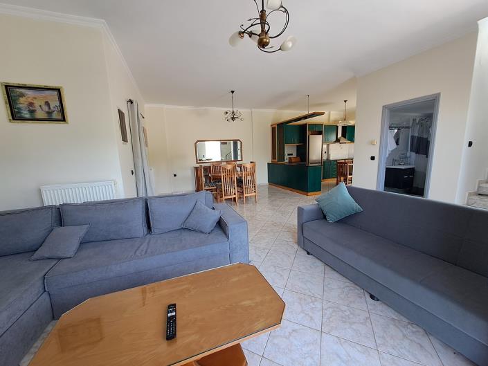 Image No.31-3 Bed Maisonette for sale