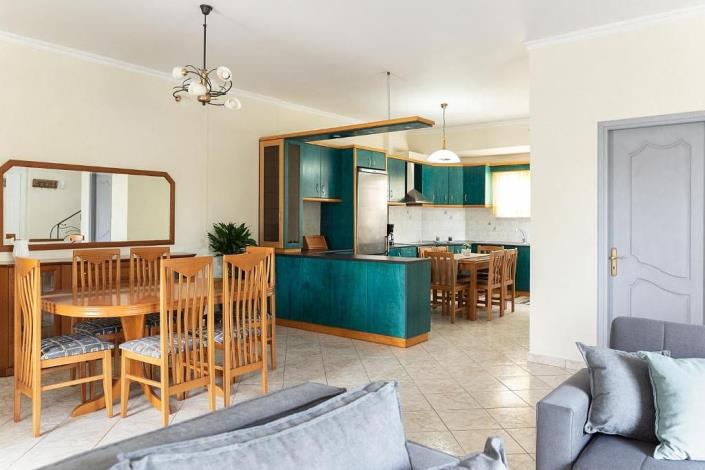 Image No.34-3 Bed Maisonette for sale