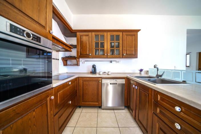 Image No.6-5 Bed Villa for sale