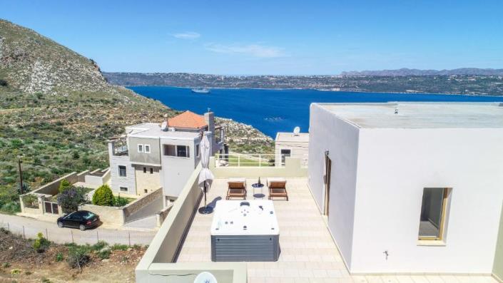 Image No.18-5 Bed Villa for sale