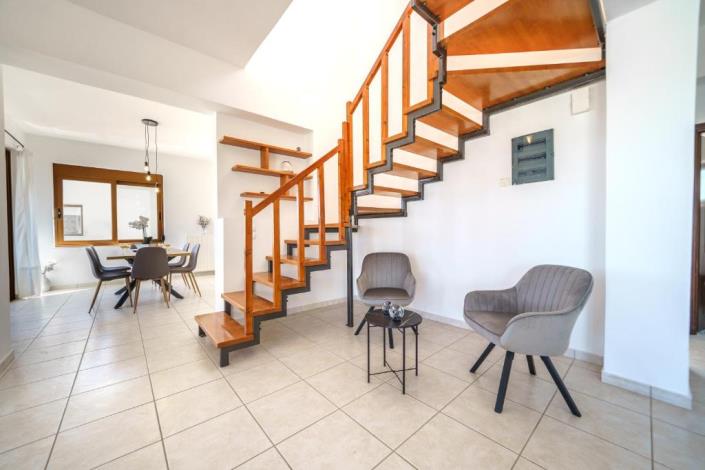 Image No.2-5 Bed Villa for sale