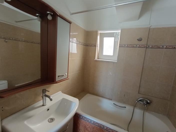 Image No.21-2 Bed Apartment for sale