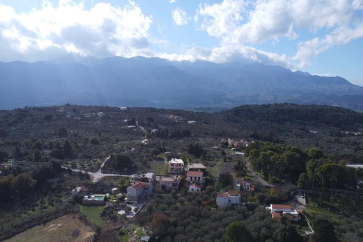 Image No.5-2 Bed Maisonette for sale