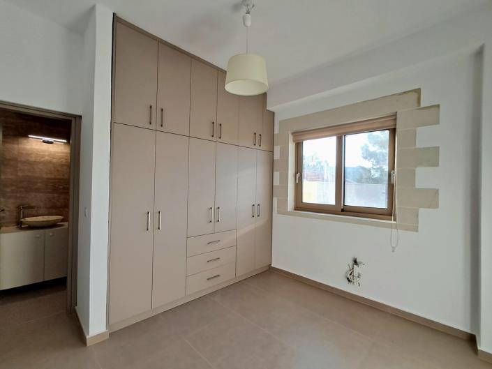 Image No.5-2 Bed House/Villa for sale