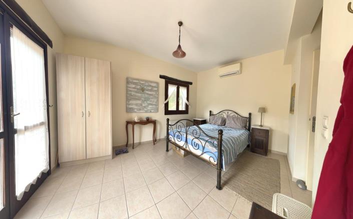 Image No.11-2 Bed House/Villa for sale