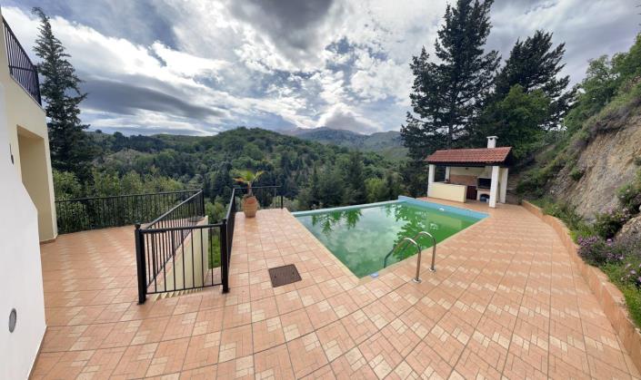 Image No.5-2 Bed House/Villa for sale