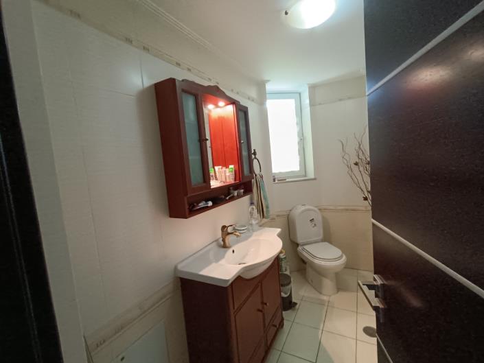 Image No.13-4 Bed Maisonette for sale