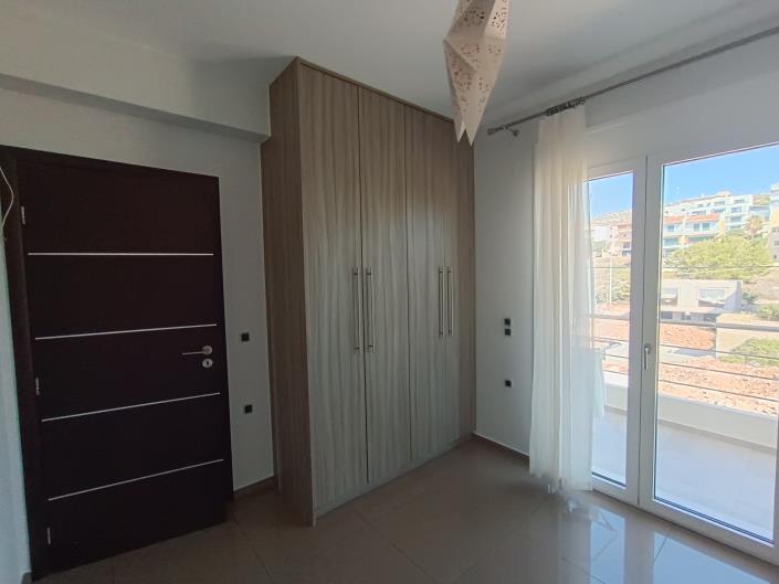 Image No.20-3 Bed Apartment for sale