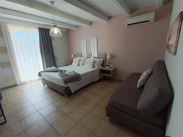 Image No.15-3 Bed Villa for sale