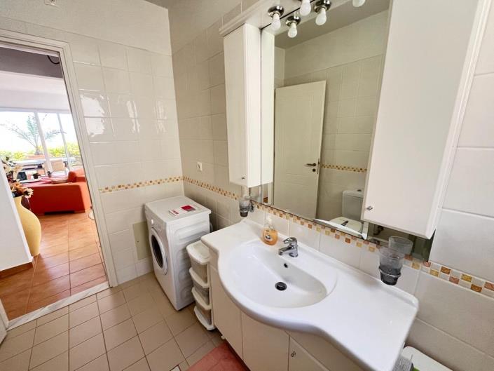 Image No.19-2 Bed Villa for sale