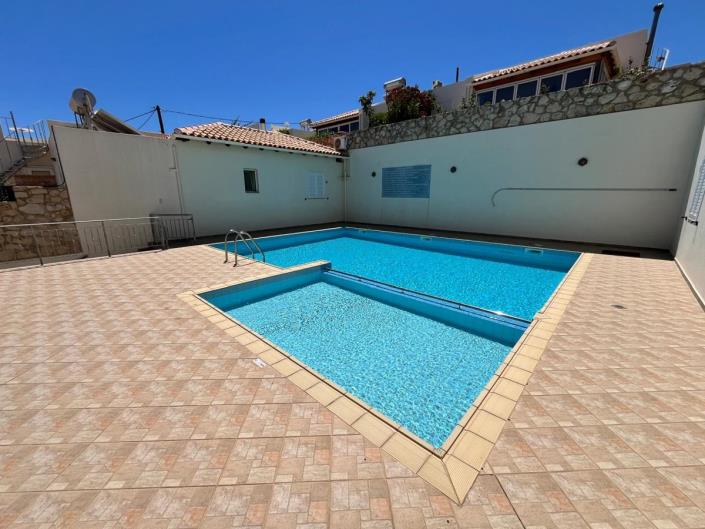 Image No.32-2 Bed Villa for sale