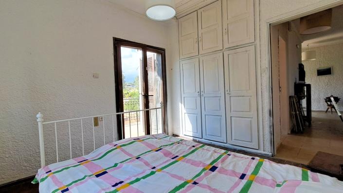 Image No.12-2 Bed Villa for sale