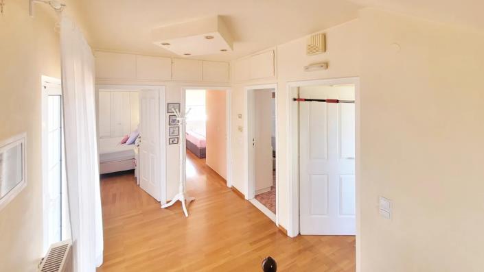 Image No.22-4 Bed Villa for sale