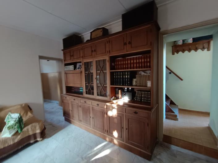 Image No.19-4 Bed House for sale