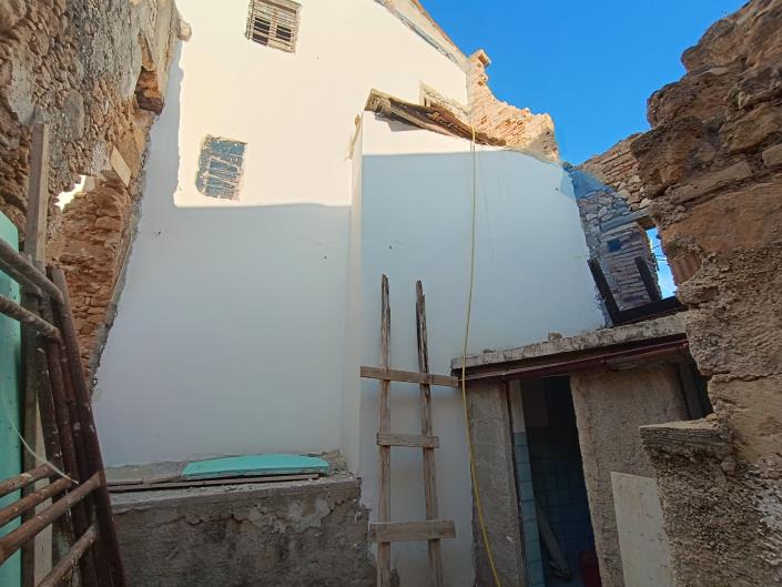 Image No.27-4 Bed House for sale