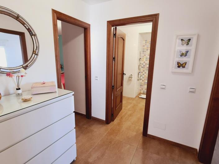 Image No.35-4 Bed Villa for sale