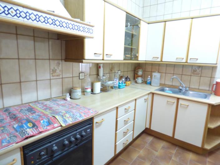 Image No.11-9 Bed Townhouse for sale