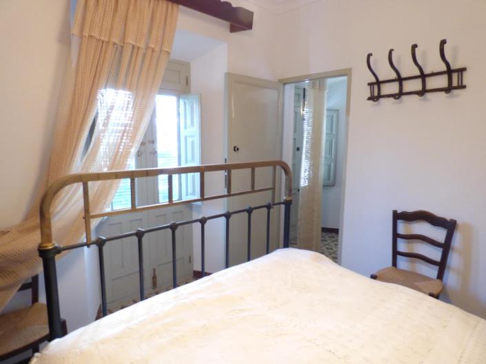 Image No.16-9 Bed Townhouse for sale